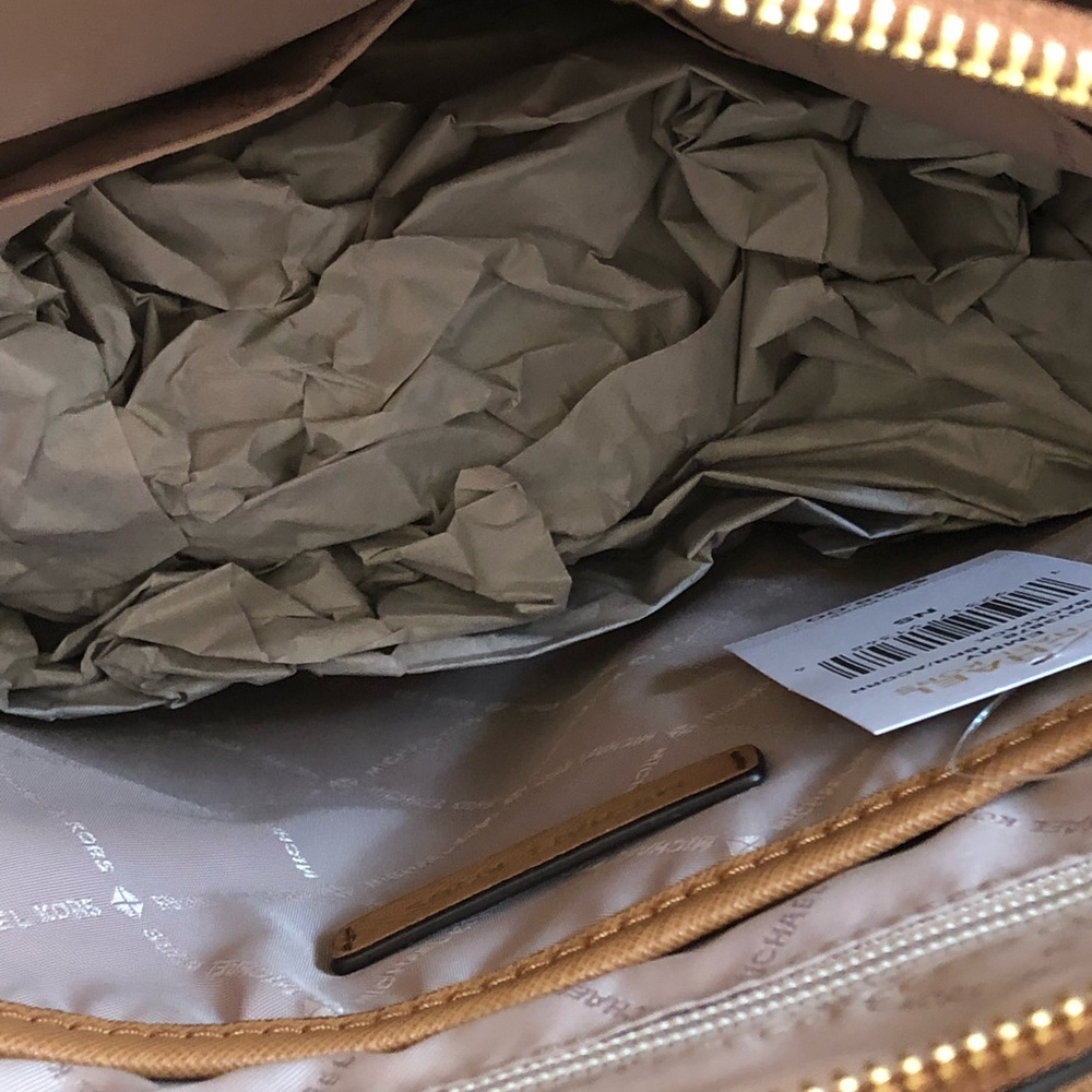 Michael Kors Emmy Large backpack&wallet swt - Picture 6 of 8